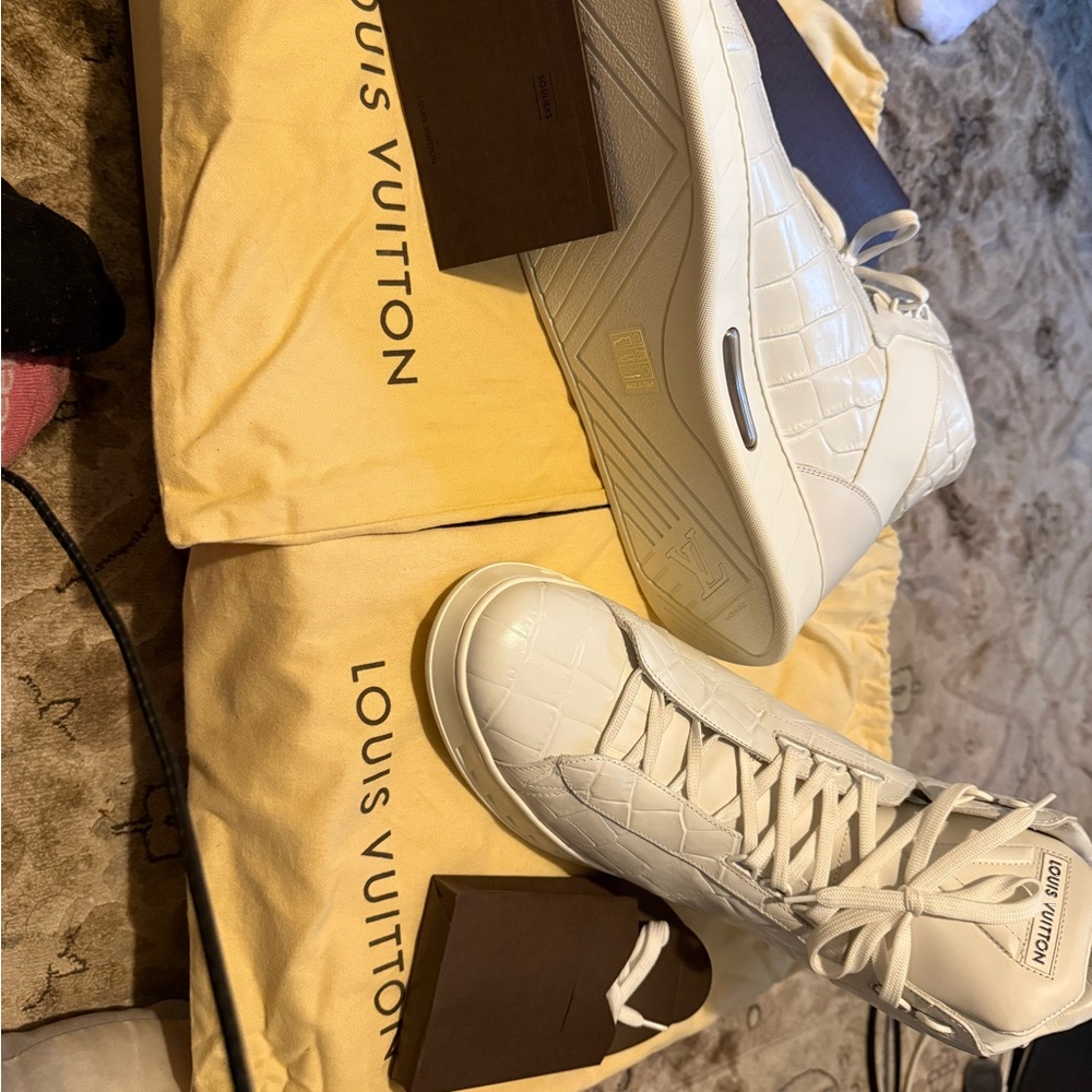 Louis Vuitton White Streetlight Sneakers